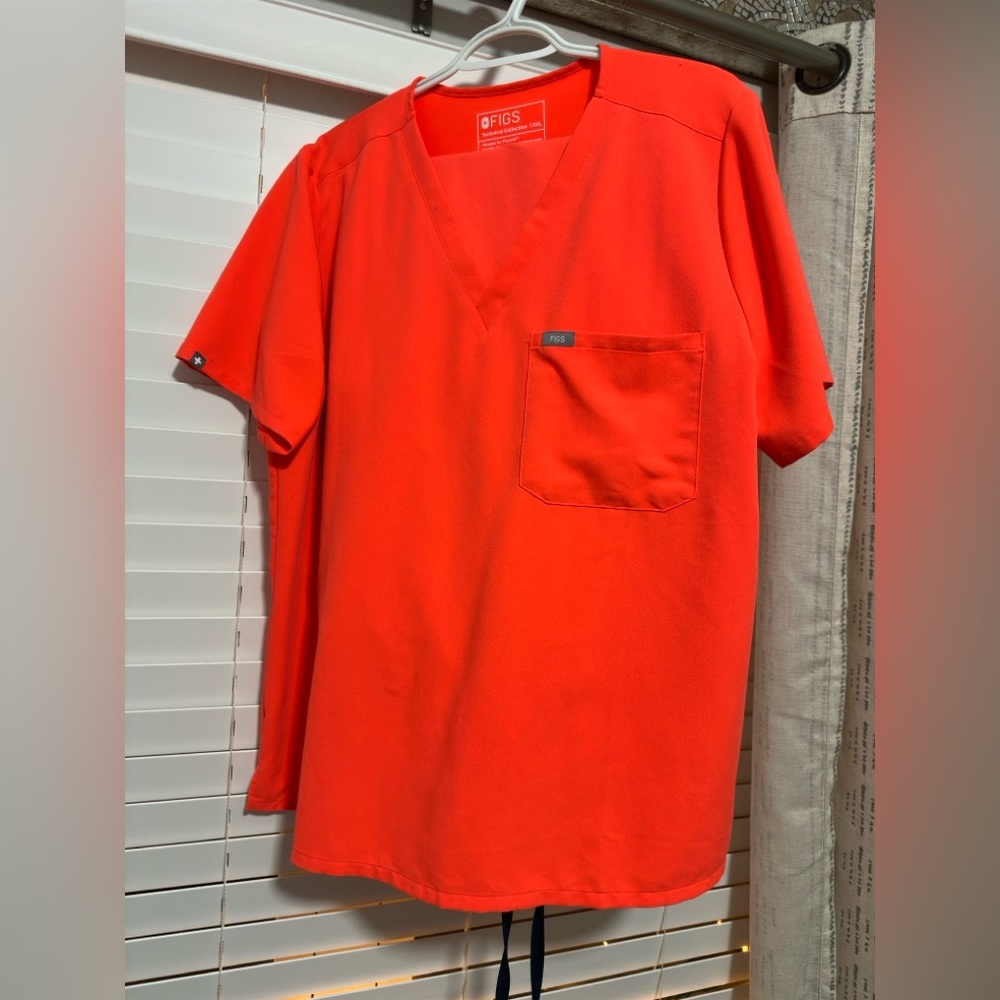 FIGS - Firey Coral Neon Orange